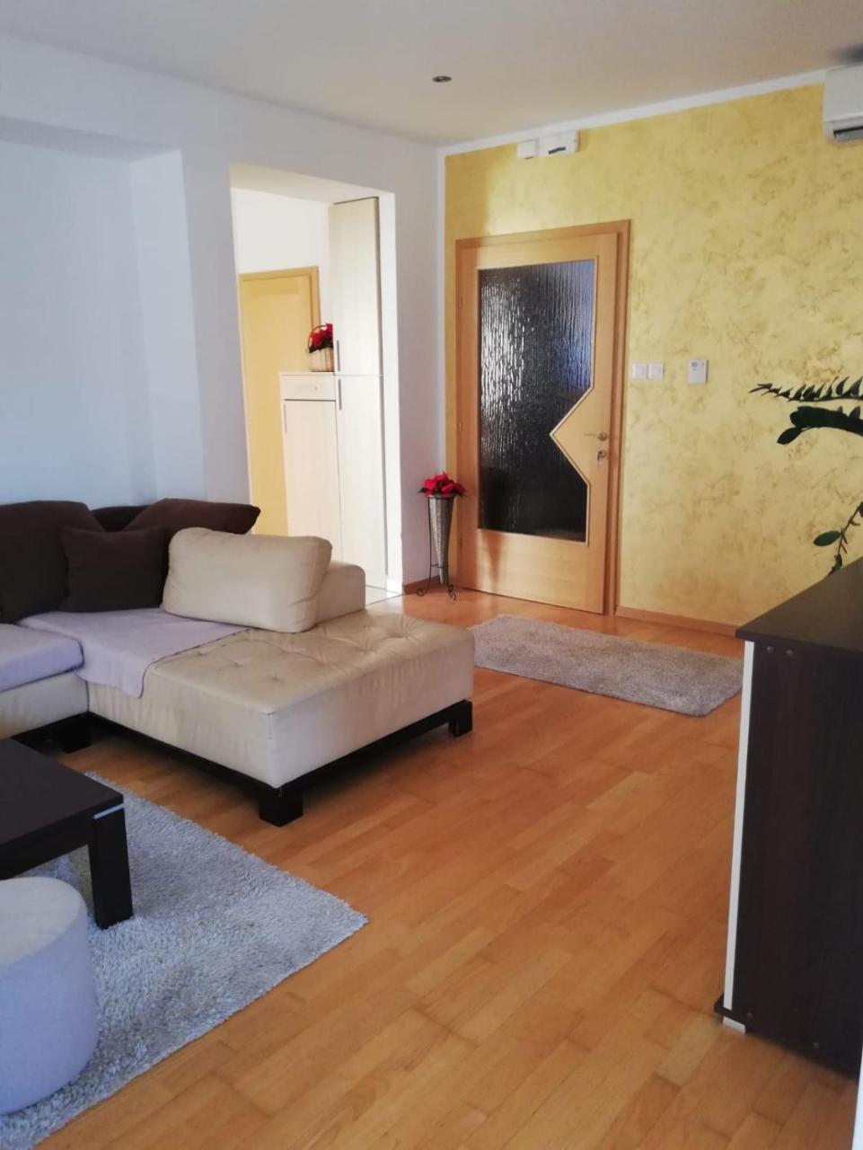 Fantasy Apartment 코츌라 외부 사진